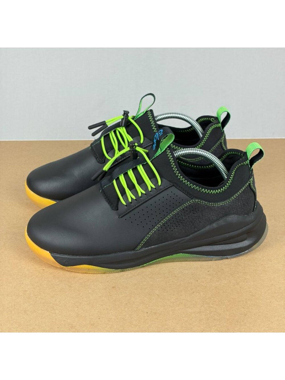 Clove Lunar Fade Classic Leather Athletic Shoes Womens 8.5 Black Green Toggle - Picture 10 of 10